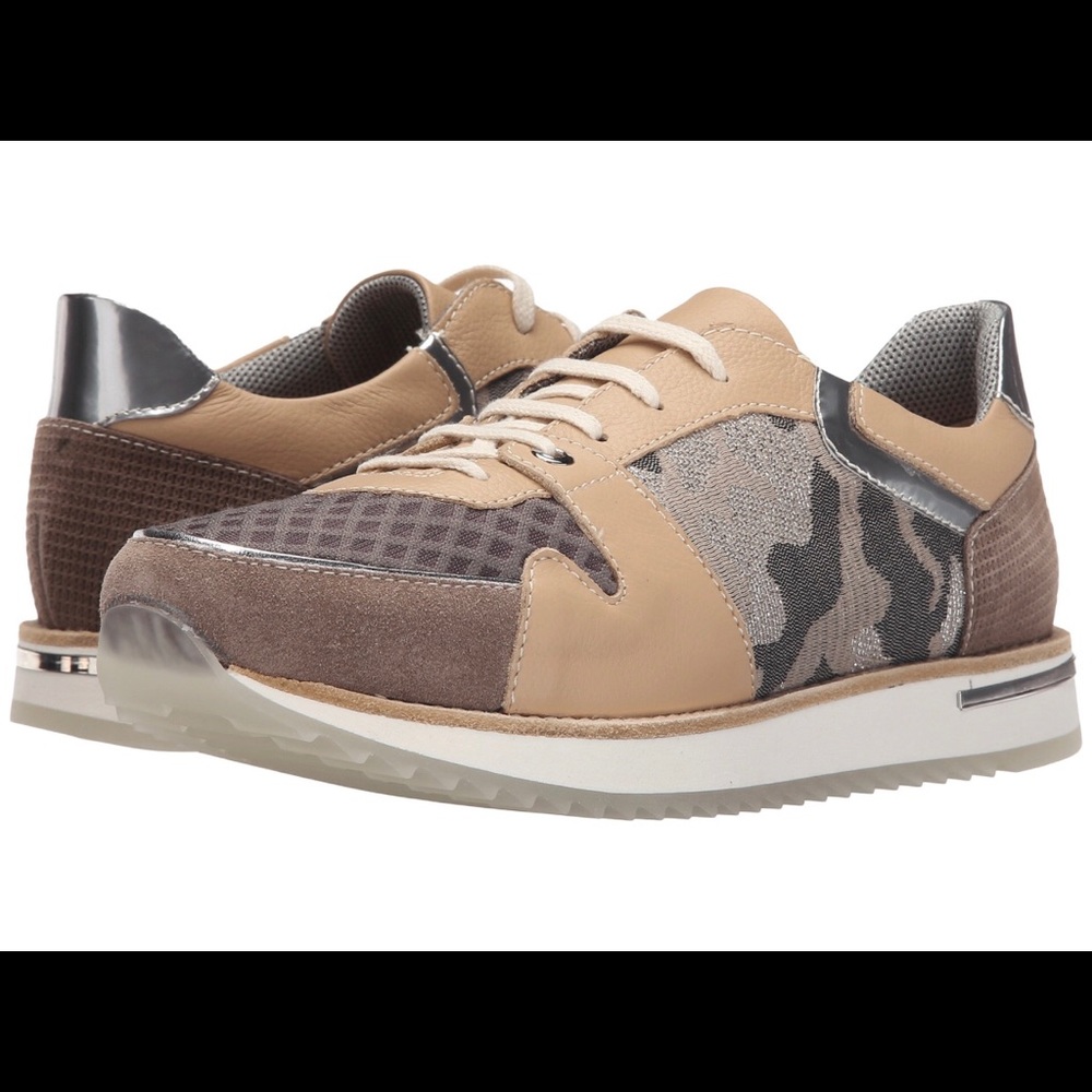 Aquatalia Nanette Sneaker in Natural